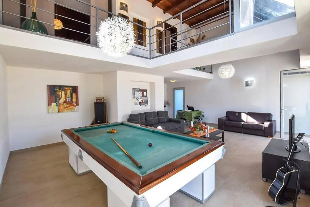 Villa Aura Private Pool Castelvetrano 0*,